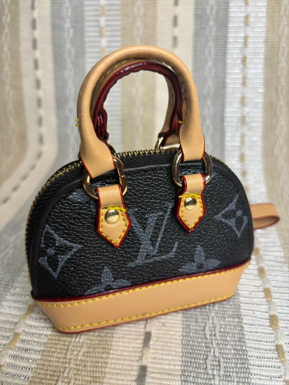 FASHION BAG CHARM - Picture 5 of 5